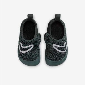 Nike Swoosh 1 - Size 4C Green